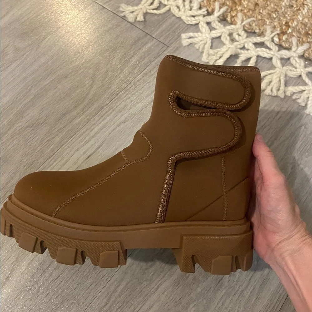 Gia Borghini 9 Scuba Boots - - Picture 8 of 8